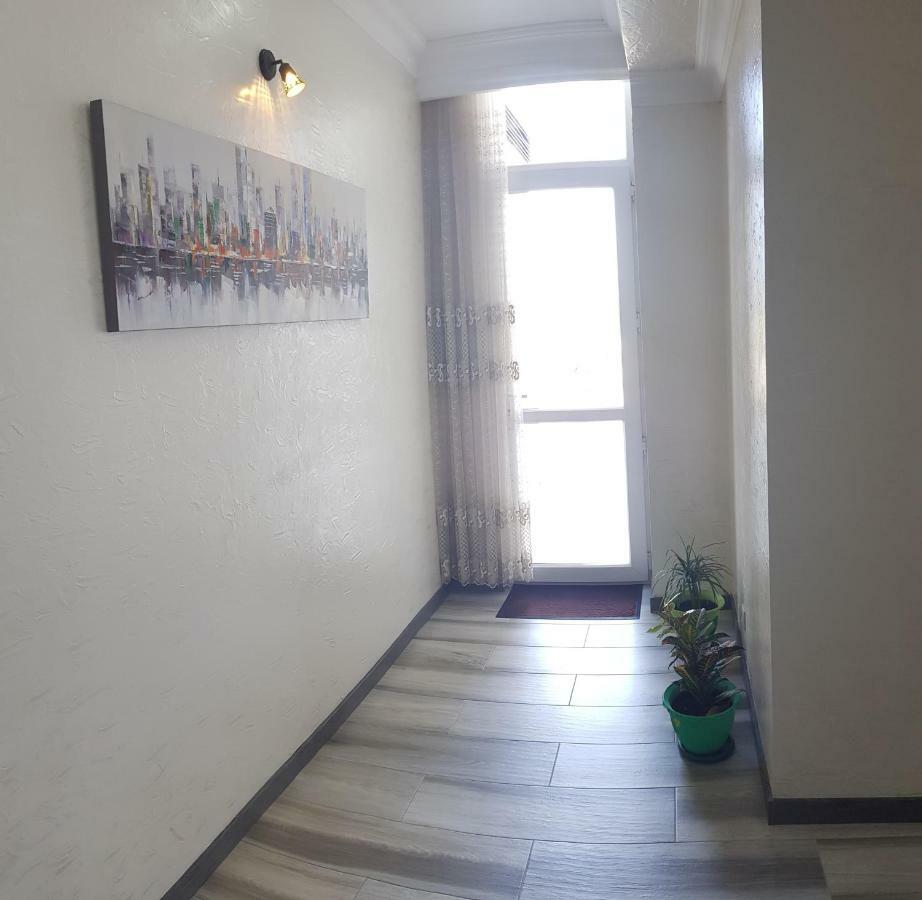 Sunrise Apartment Batumi Exterior foto